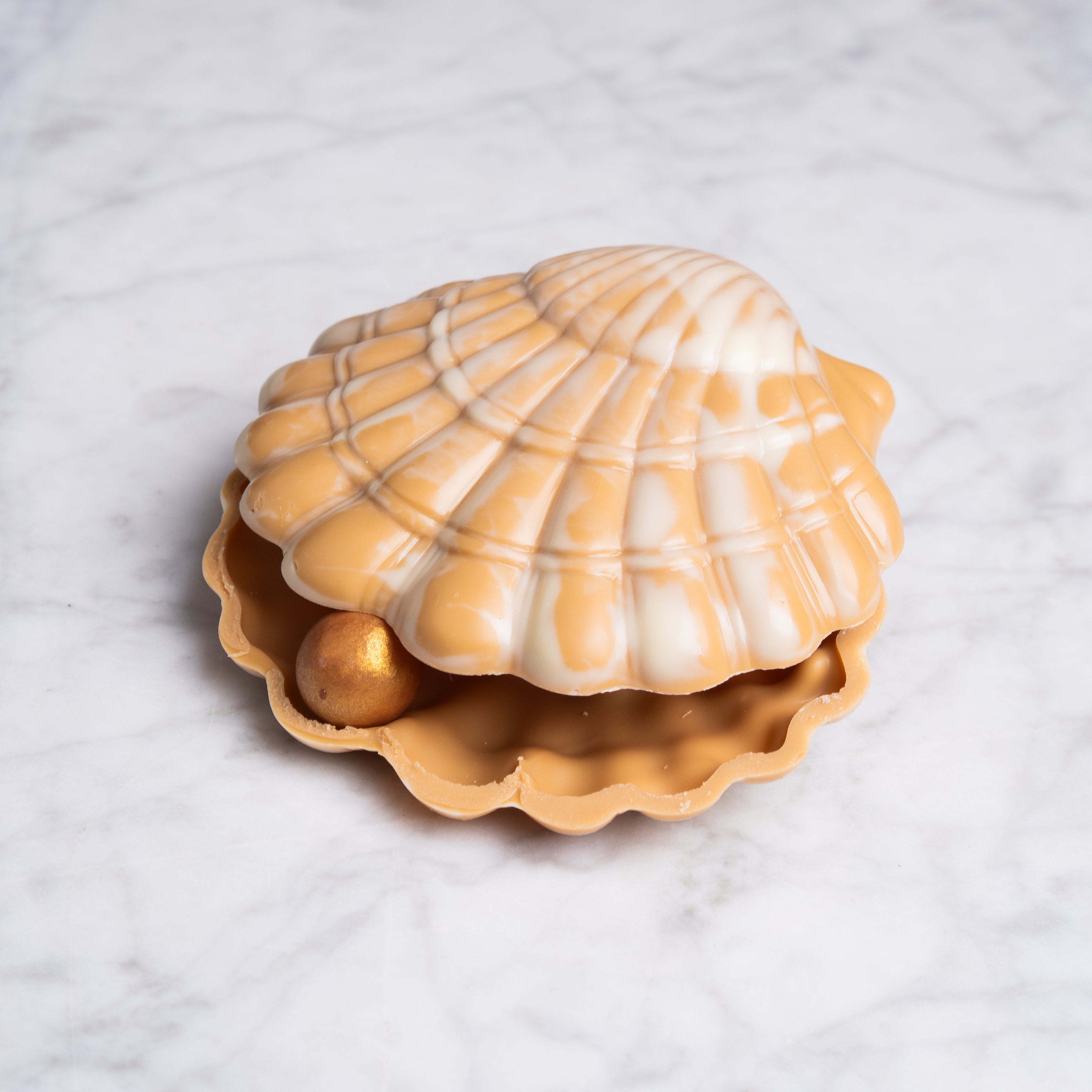 Chocolade schelp - Gold & Witte Chocolade