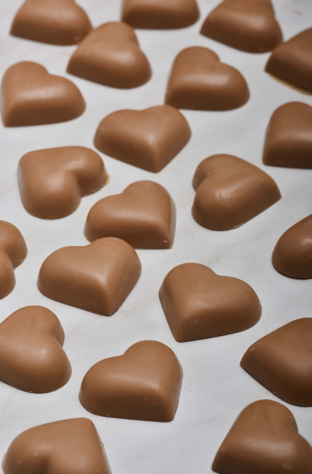 Chocolate Nation: Hartjes gold chocolade 150g