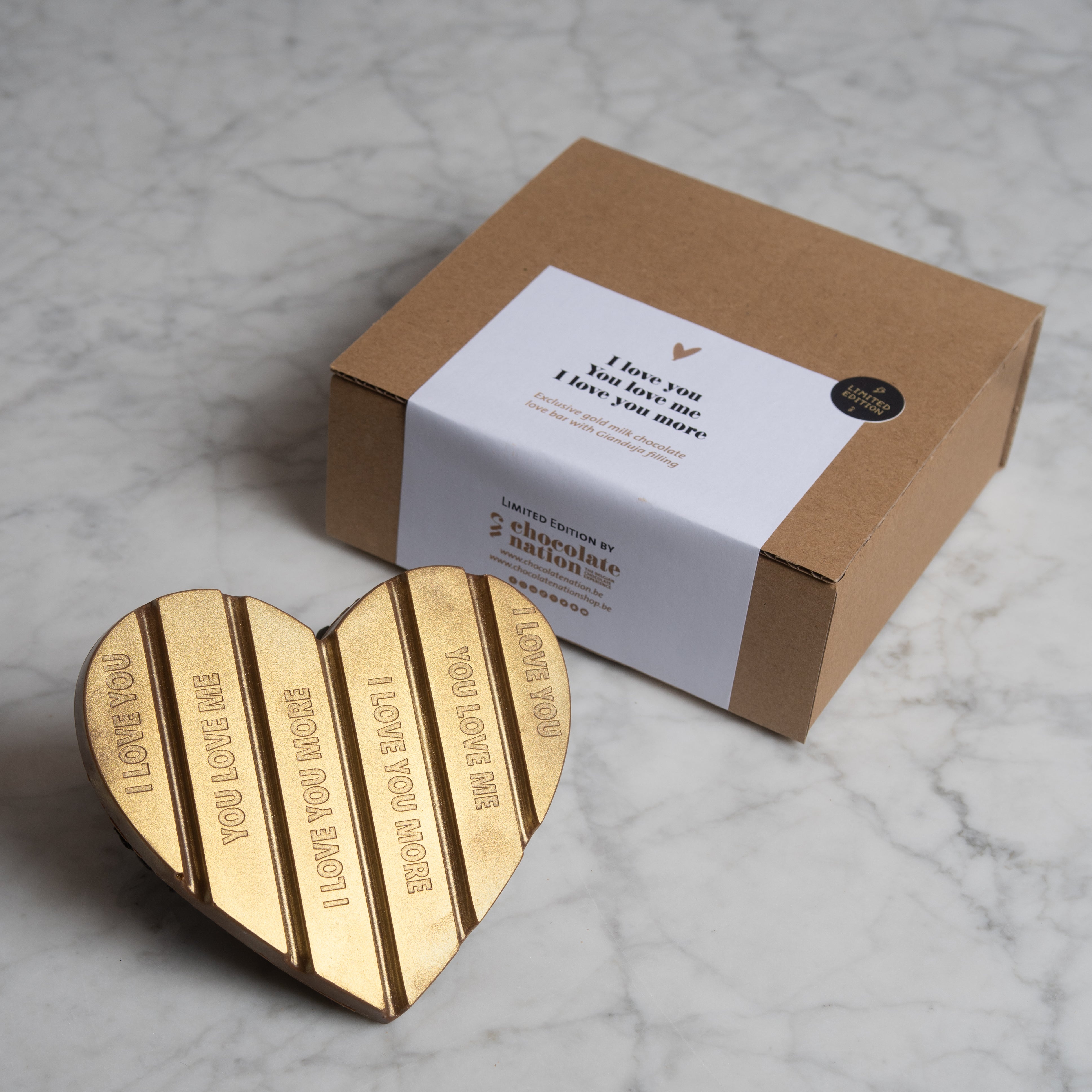 Filled love bar with caramel, sea salt and gianduja