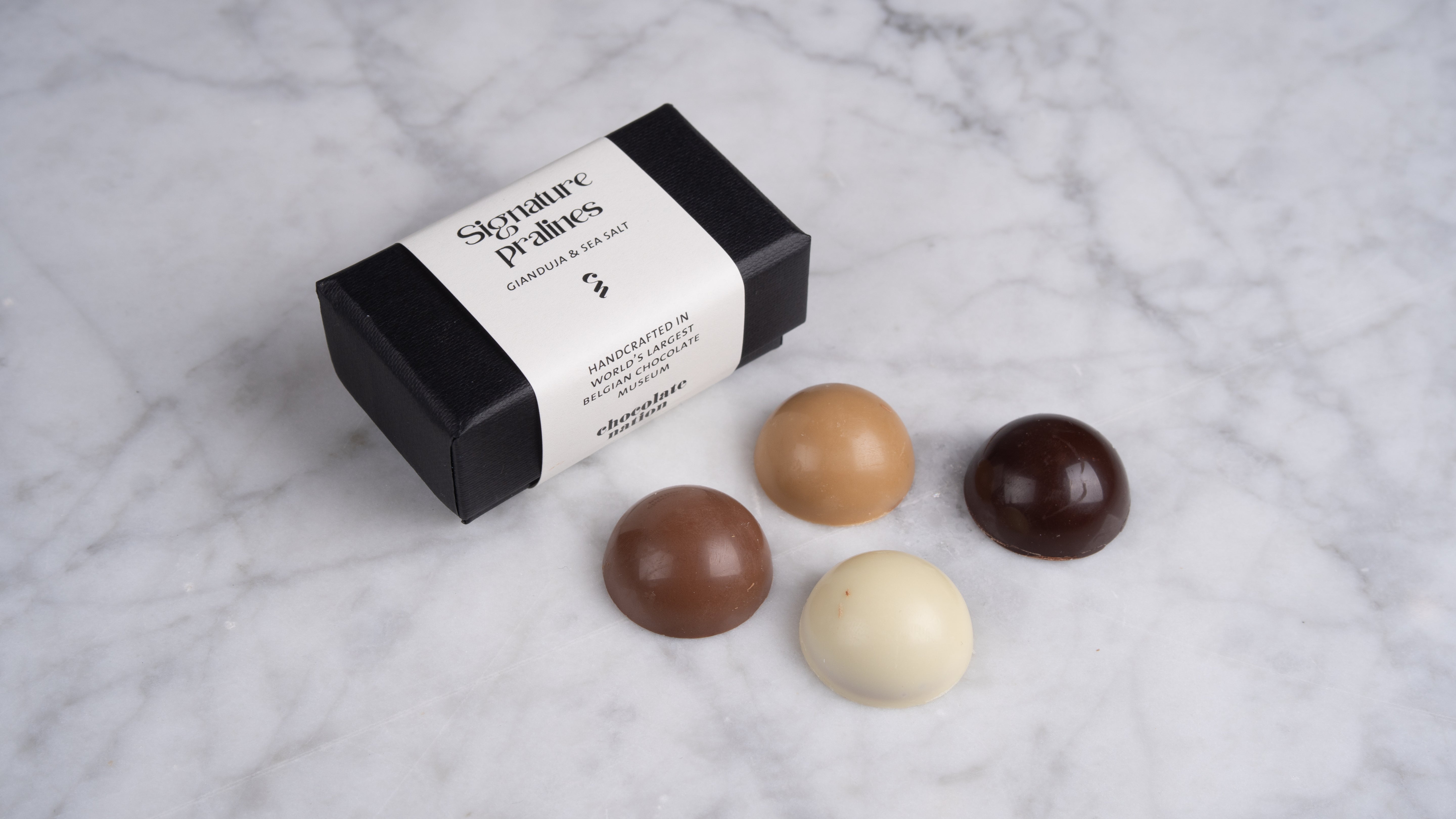 Chocolate Nation: Signature pralines mini mix