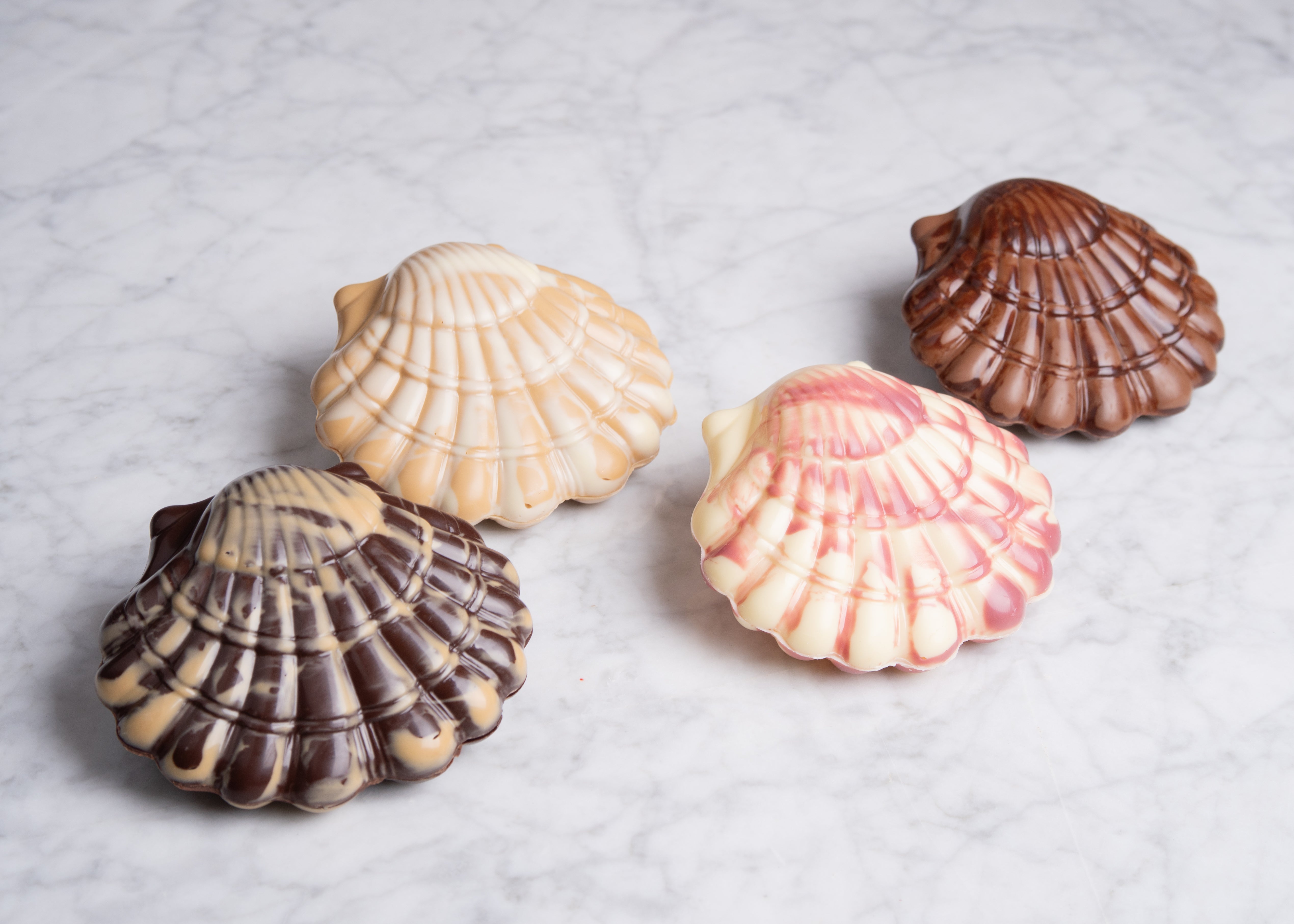Chocolade schelp - witte & ruby chocolade