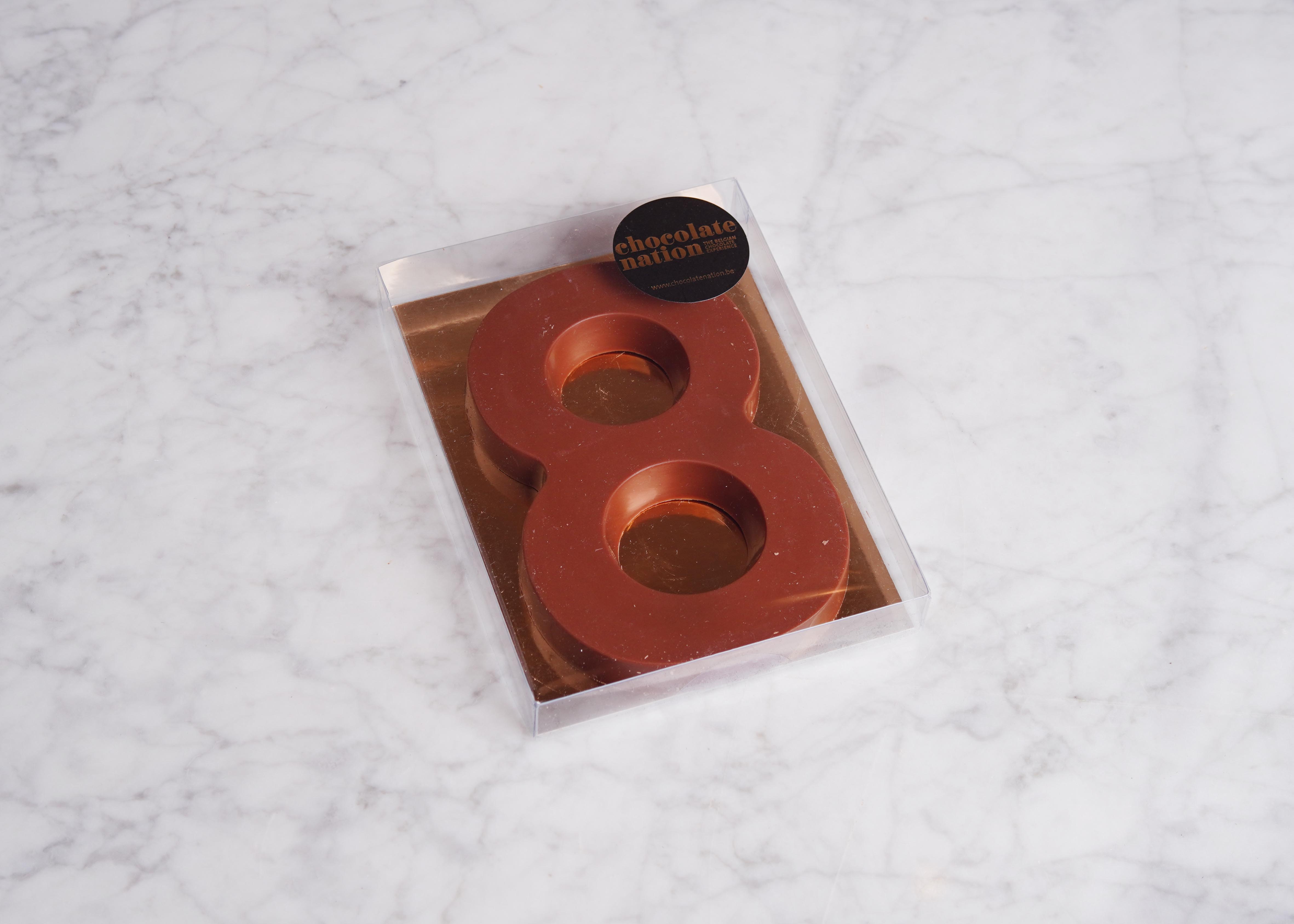 Cijfer melkchocolade 140 g 8