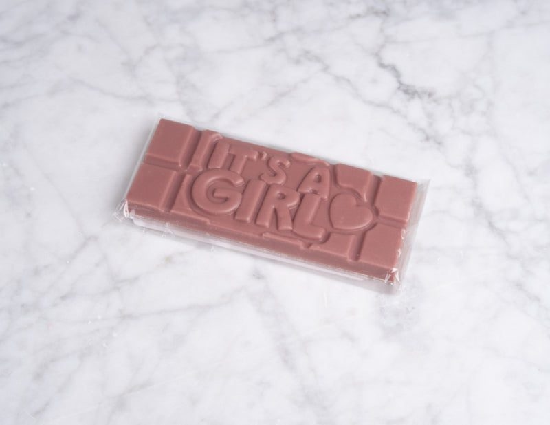 Chocoladereep met quote: it's a girl - ruby chocolade 45g