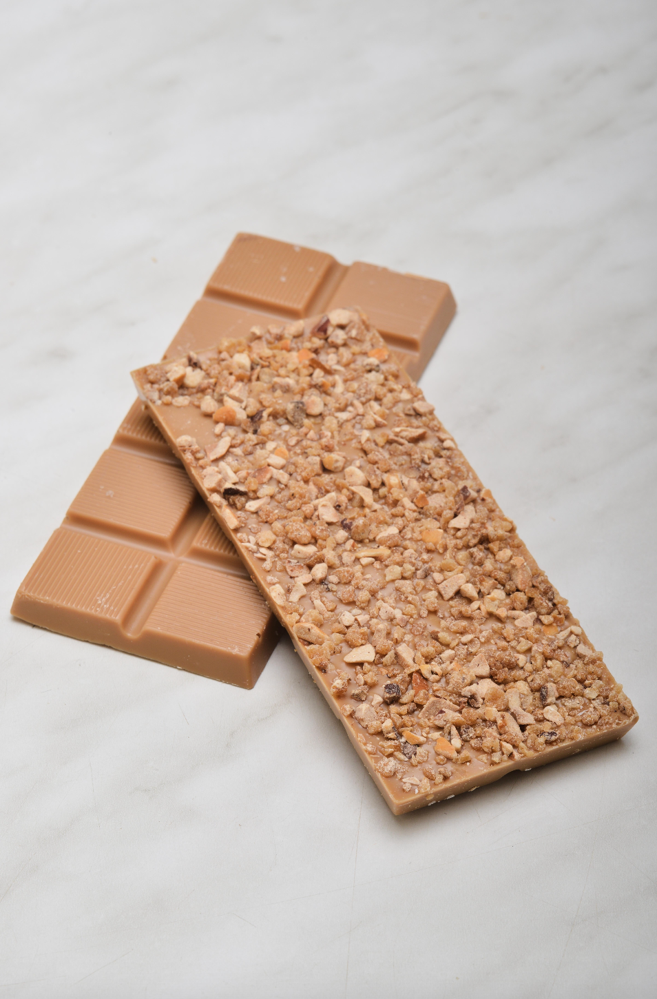 Chocoladereep met topping: brésilienne - gold chocolade 45g