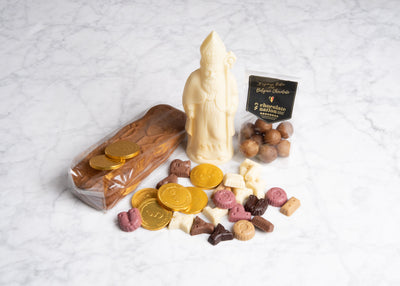 Sinterklaaspakket 8 met witte Sinterklaas