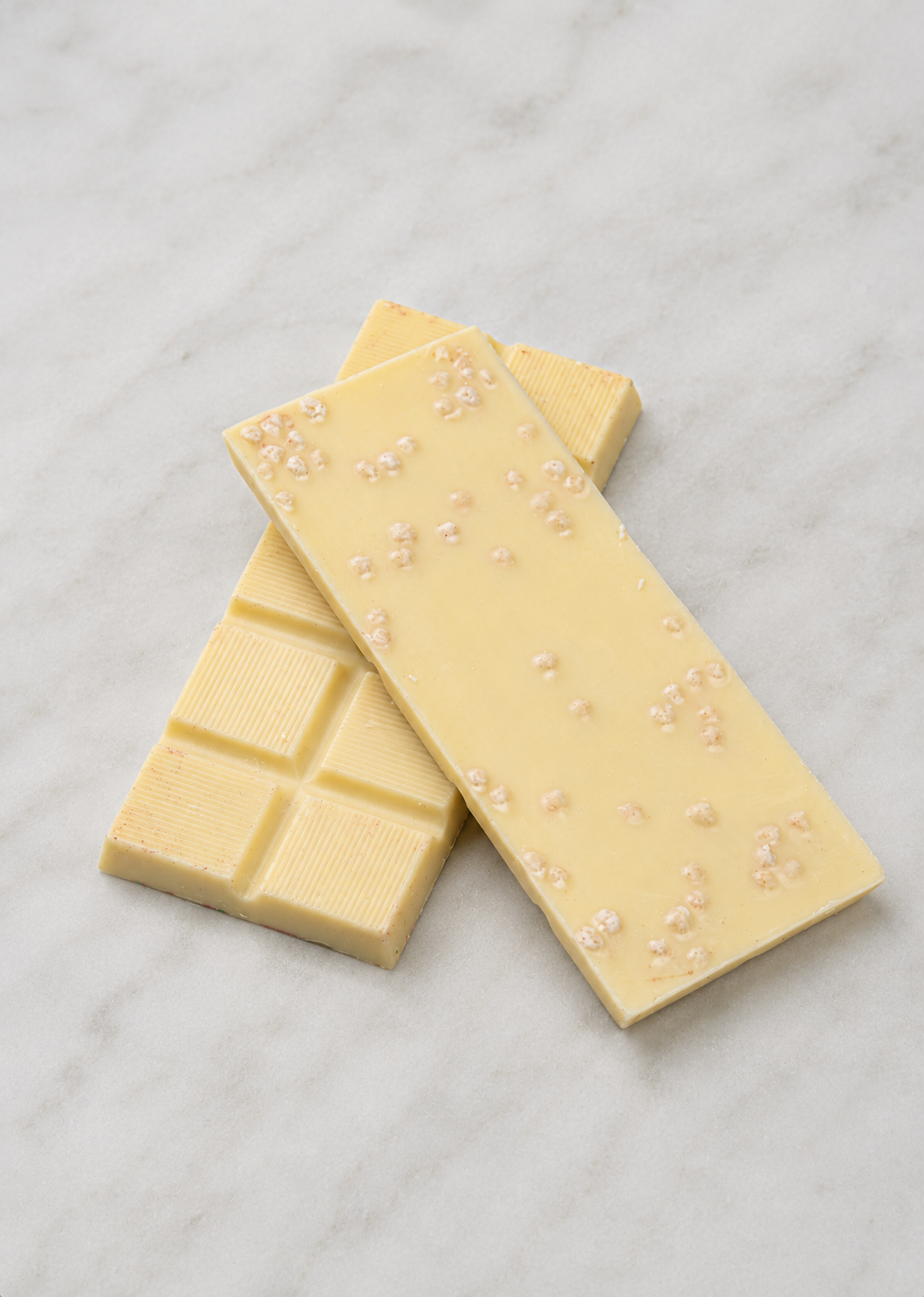 Chocoladereep met topping: rijstpops - witte chocolade 45g